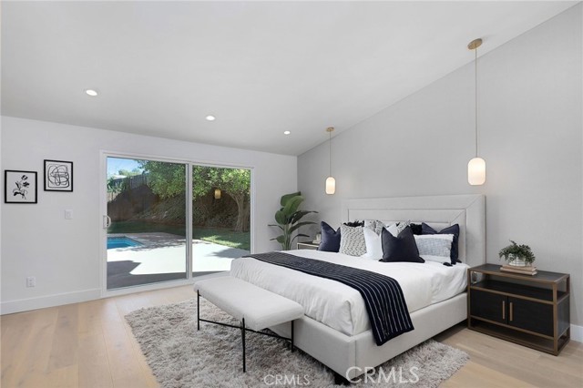 23616 Mariano Street, Woodland Hills CA: https://media.crmls.org/medias/670779c7-b18b-453e-a0ac-7eedf9587227.jpg