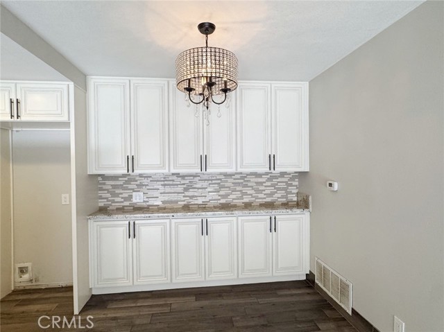 Detail Gallery Image 7 of 17 For 30 Carriage Way, Phillips Ranch,  CA 91766 - 1 Beds | 1 Baths