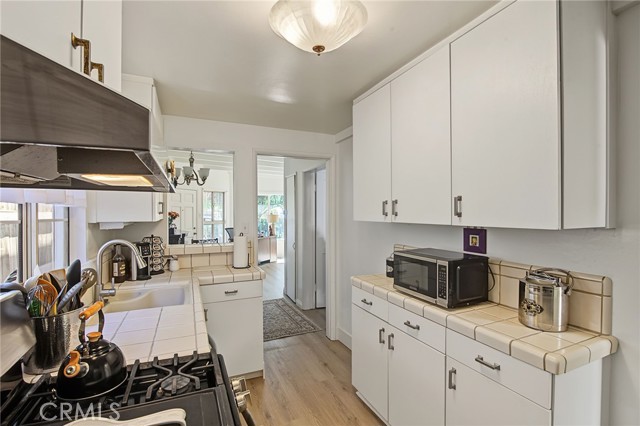 2905 West Chandler Boulevard photo 8