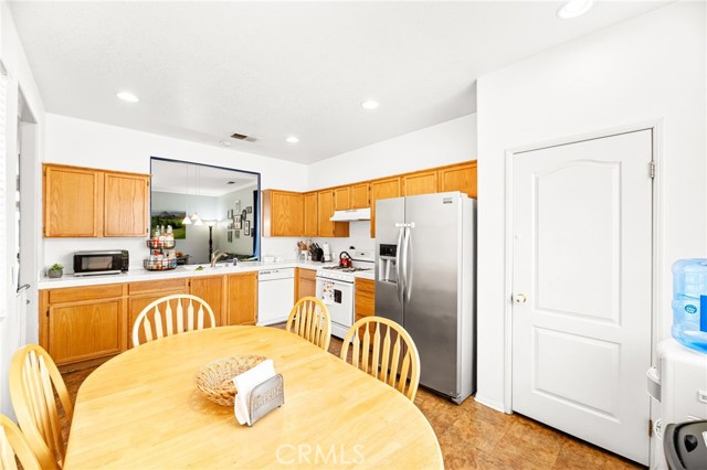 Detail Gallery Image 13 of 34 For 2158 Gaillac Ln, San Jacinto,  CA 92583 - 3 Beds | 2 Baths