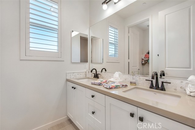 67091a94 73c7 4d8c A09d C696a47c72bb