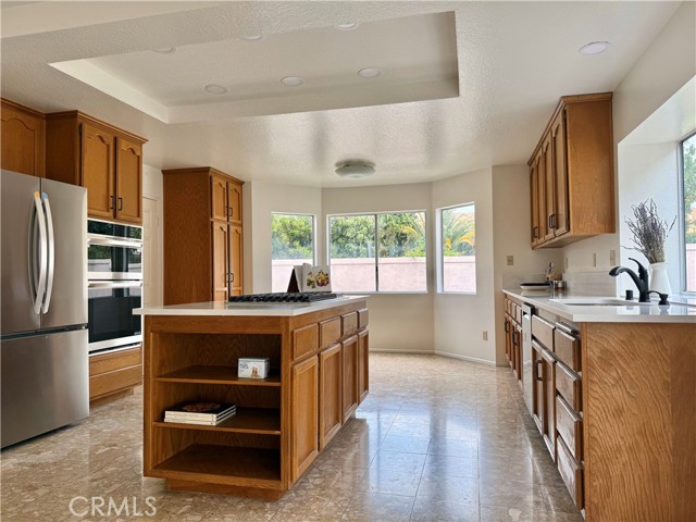 18 Decente, Irvine CA: https://media.crmls.org/medias/670989a4-37af-41b5-84fa-a2f98ba3e4b6.jpg