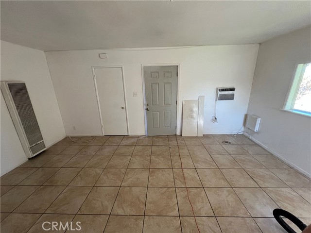 Detail Gallery Image 2 of 10 For 32942 Perret, Lake Elsinore,  CA 92530 - 2 Beds | 1 Baths