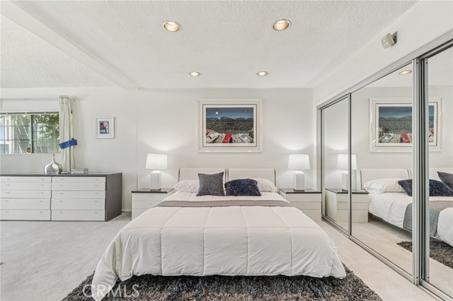 Detail Gallery Image 20 of 42 For 12131 Woodley Ave, Granada Hills,  CA 91344 - 4 Beds | 2/1 Baths