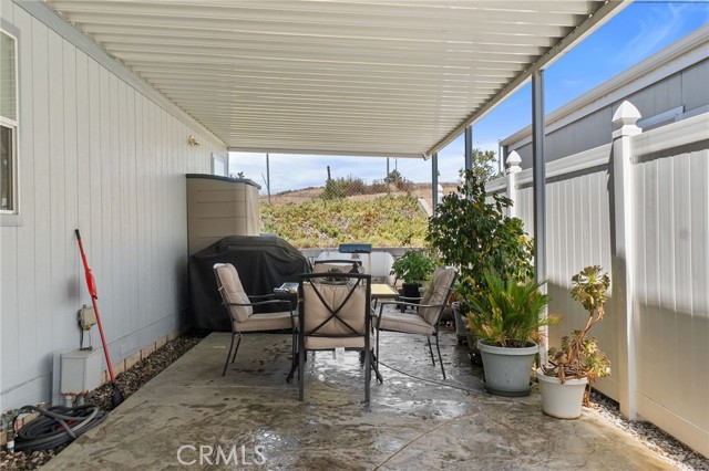 26311 Jackson Avenue, Murrieta CA: https://media.crmls.org/medias/670a9e39-608b-4345-8107-f6ae119c3294.jpg