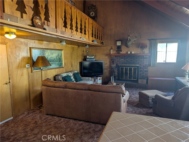 30762 Knoll View, Running Springs, CA 92382