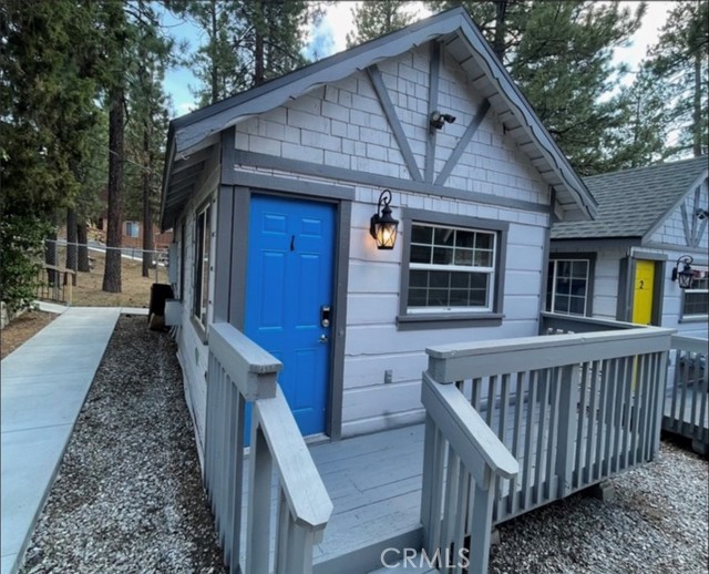 Detail Gallery Image 1 of 11 For 528 Cottage Ln, Big Bear Lake,  CA 92315 - – Beds | – Baths