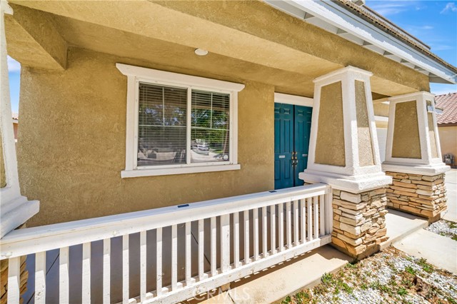 Detail Gallery Image 6 of 56 For 1791 Hideaway Pl, Palmdale,  CA 93551 - 3 Beds | 3 Baths