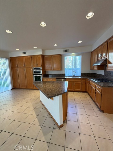 Detail Gallery Image 24 of 53 For 17 Pastora, Lake Forest,  CA 92610 - 3 Beds | 2/1 Baths