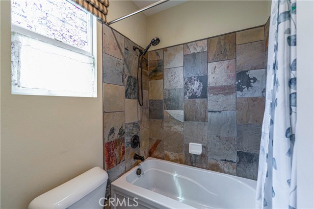 Detail Gallery Image 17 of 35 For 13985 Riverglen, Corona,  CA 92880 - 5 Beds | 3/1 Baths