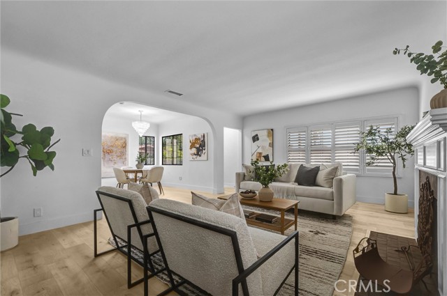 Detail Gallery Image 5 of 51 For 5349 Allan, Los Angeles,  CA 90032 - 5 Beds | 4 Baths