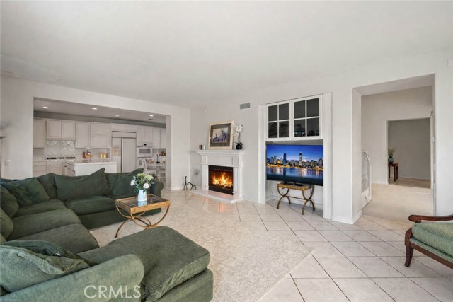 Detail Gallery Image 14 of 57 For 27053 Island Rd, Valencia,  CA 91355 - 5 Beds | 5 Baths