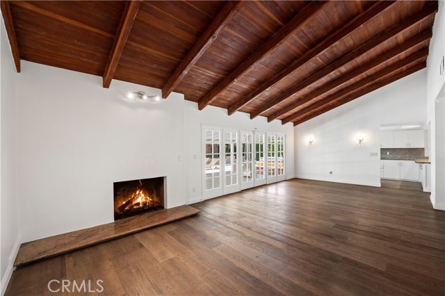 Detail Gallery Image 8 of 39 For 23172 Gainford St, Woodland Hills,  CA 91364 - 3 Beds | 2/1 Baths