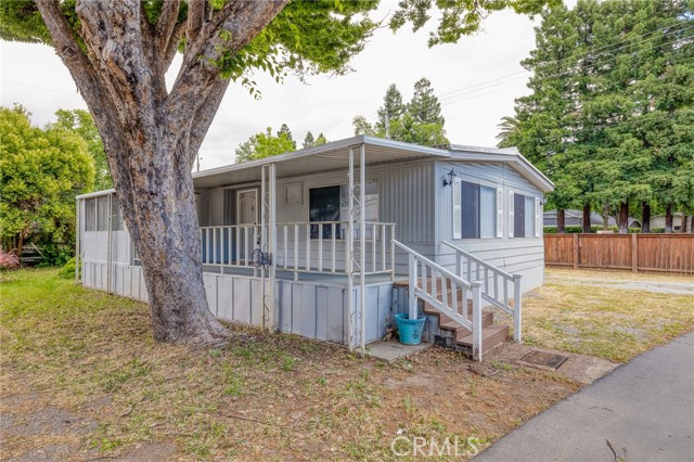 Detail Gallery Image 3 of 28 For 370 E Lassen Ave #27,  Chico,  CA 95973 - 2 Beds | 2 Baths