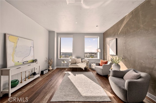 3810 Wilshire Boulevard, Los Angeles CA: https://media.crmls.org/medias/67108c39-85b0-464c-b83e-1a3986d7b598.jpg