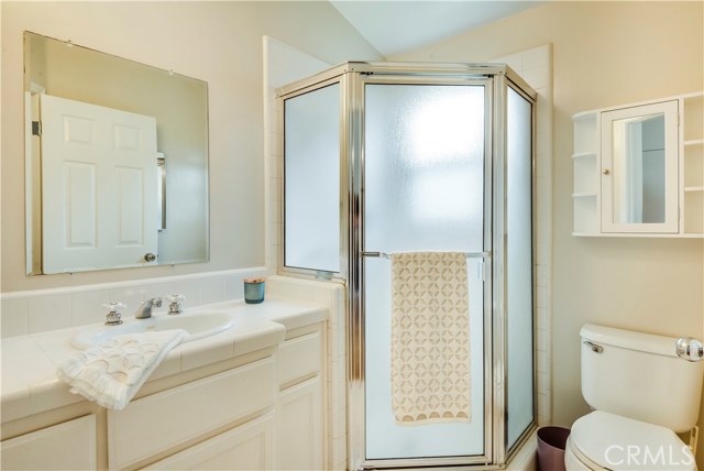 bath off of main level bedroom