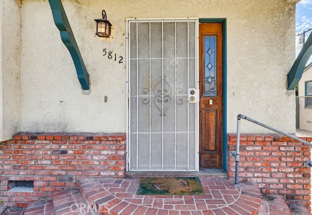 Image 6 of 75 For 5812 Graywood