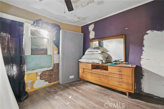 5823 Madden Avenue, Los Angeles CA: https://media.crmls.org/medias/67113c15-6c5b-497f-b2ab-349e89f8a77c.jpg
