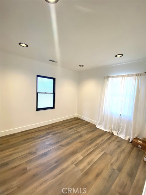 Detail Gallery Image 16 of 27 For 291 N 6th Ave, Upland,  CA 91786 - 2 Beds | 1 Baths
