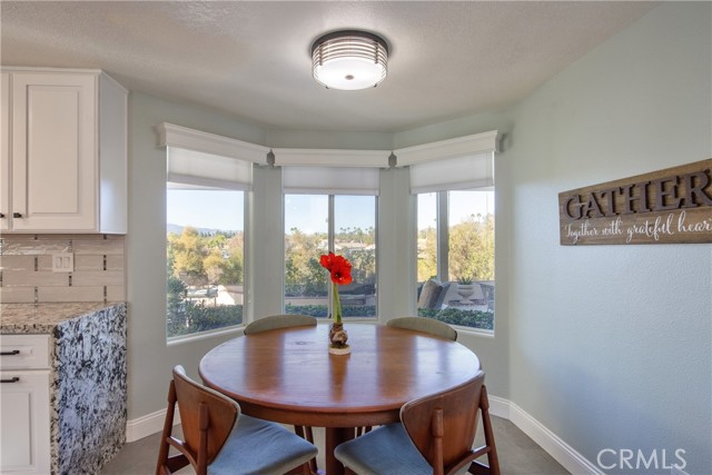 Detail Gallery Image 23 of 57 For 40581 via Amapola, Murrieta,  CA 92562 - 3 Beds | 2/1 Baths
