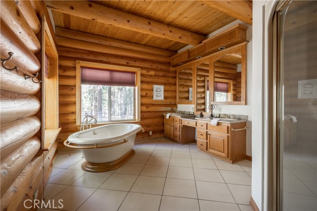 Detail Gallery Image 29 of 41 For 125 Starvation Flats Rd, Big Bear Lake,  CA 92315 - 4 Beds | 5/1 Baths