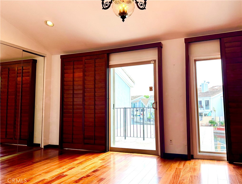 MLS #OC25254290 image #17