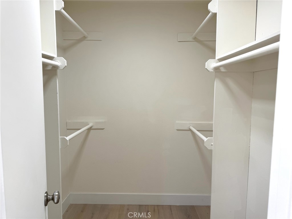 https://media.crmls.org/medias/671304ac-2cbe-4793-b41e-e02eb575115d.jpg?preset=X-Large