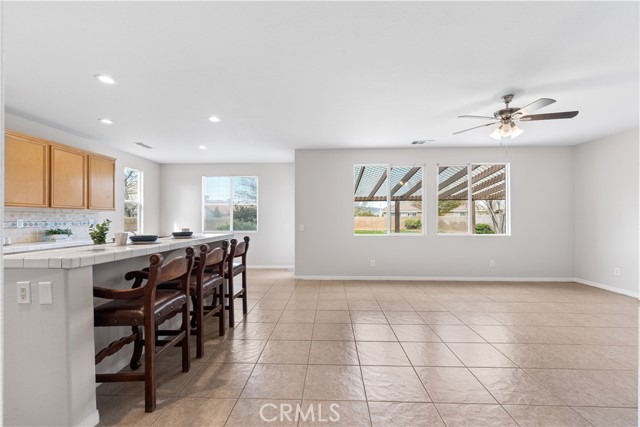 Detail Gallery Image 26 of 55 For 40729 Oakmont Ct, Palmdale,  CA 93551 - 4 Beds | 3 Baths