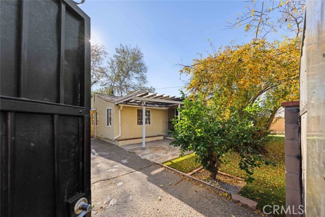 Detail Gallery Image 51 of 52 For 19148 Saticoy St, Reseda,  CA 91335 - 3 Beds | 2 Baths