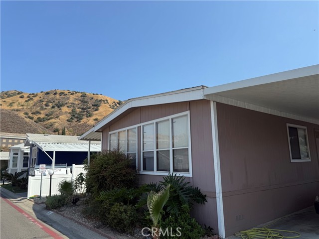Detail Gallery Image 2 of 32 For 4901 Green River Rd #98,  Corona,  CA 92878 - 2 Beds | 2 Baths