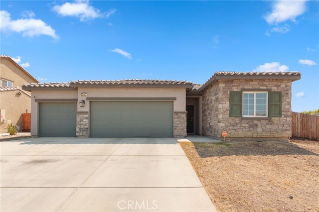 2082 Posa Chanet Boulevard, Coalinga CA: https://media.crmls.org/medias/6716589c-bfdc-4d07-9fa4-60d6177ad107.jpg