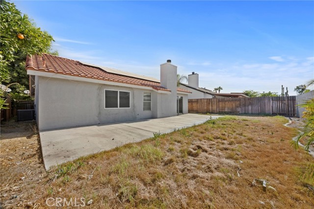719 Baldwin Farms Drive, Bakersfield CA: https://media.crmls.org/medias/6716807b-cc04-4b53-9d93-94520872441f.jpg