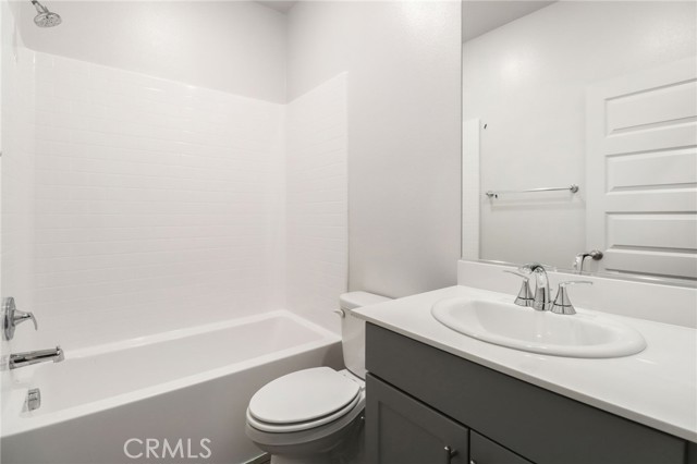 Detail Gallery Image 13 of 37 For 2007 Saltbush Dr, San Marcos,  CA 92069 - 3 Beds | 3 Baths