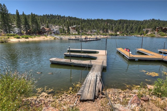 747 Boulder Bay, Big Bear Lake CA: https://media.crmls.org/medias/67172600-e642-47fc-b388-dd98877d1810.jpg