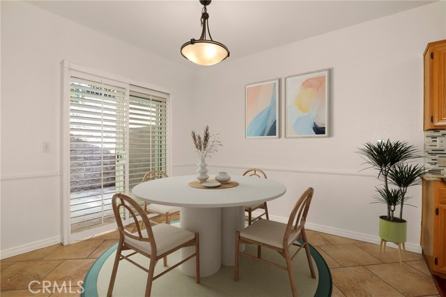 Detail Gallery Image 8 of 30 For 544 Hooper Ave, Simi Valley,  CA 93065 - 3 Beds | 2/1 Baths