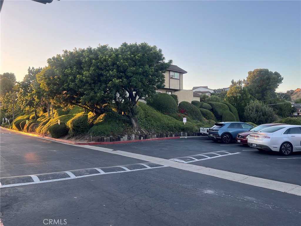 https://media.crmls.org/medias/67187a8a-060d-476a-931f-f2c2a3d38c5c.jpg?preset=X-Large