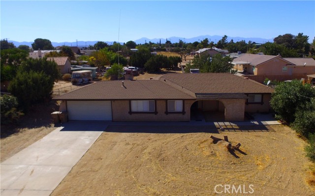 Detail Gallery Image 5 of 28 For 17550 Aspen St, Hesperia,  CA 92345 - 3 Beds | 2 Baths