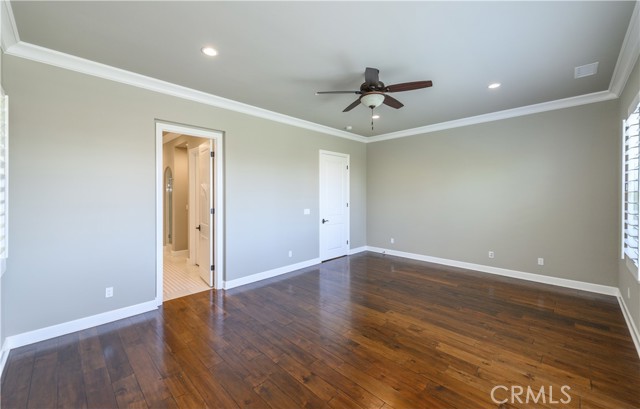 62 Heirloom, Irvine CA: https://media.crmls.org/medias/67198f24-b7d4-4e1a-8afe-1462cde2907e.jpg