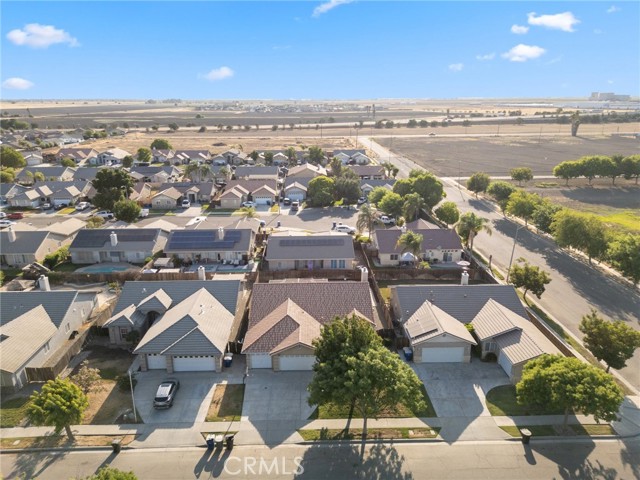 525 Mallard Avenue, Lemoore CA: https://media.crmls.org/medias/6719913b-e54a-48bc-ac54-80869cf57b18.jpg