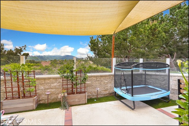 Detail Gallery Image 4 of 30 For 91 Gauguin Cir, Aliso Viejo,  CA 92656 - 3 Beds | 2/1 Baths