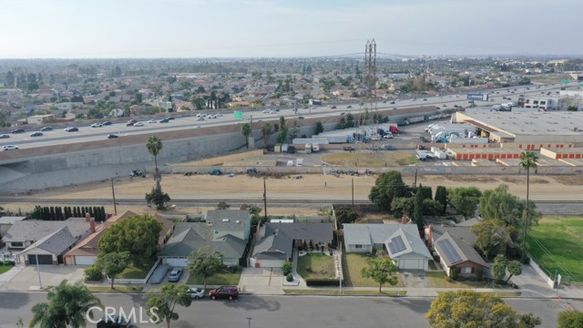 Detail Gallery Image 10 of 63 For 15261 Cascade Ln, Huntington Beach,  CA 92647 - 3 Beds | 2 Baths