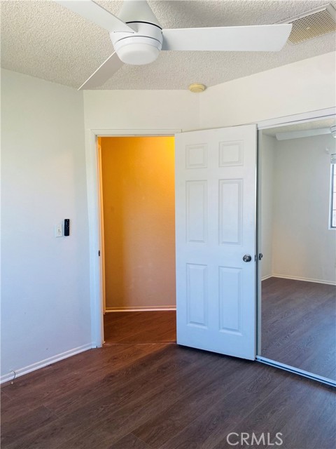 Detail Gallery Image 14 of 18 For 37933 Rosemarie St, Palmdale,  CA 93550 - 4 Beds | 2/1 Baths