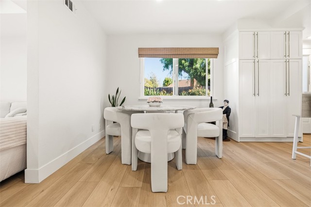 Detail Gallery Image 13 of 46 For 1301 Cameo Dr, Tustin,  CA 92780 - 4 Beds | 2 Baths