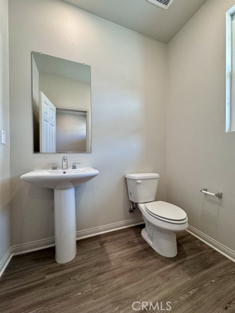 Detail Gallery Image 10 of 49 For 26553 James Dr, Menifee,  CA 92584 - 3 Beds | 2/1 Baths