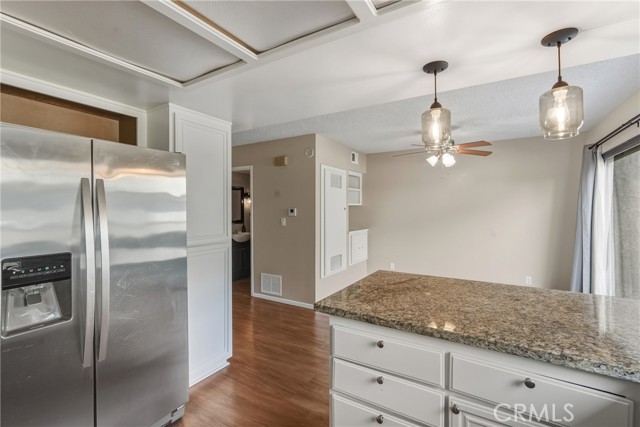 Detail Gallery Image 19 of 47 For 334 W 220th St, Carson,  CA 90745 - 3 Beds | 2/1 Baths