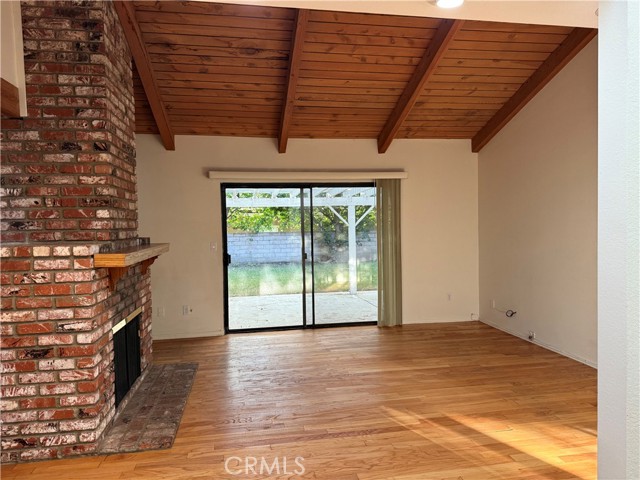 Detail Gallery Image 17 of 29 For 9201 Paso Robles, Northridge,  CA 91325 - 4 Beds | 4 Baths