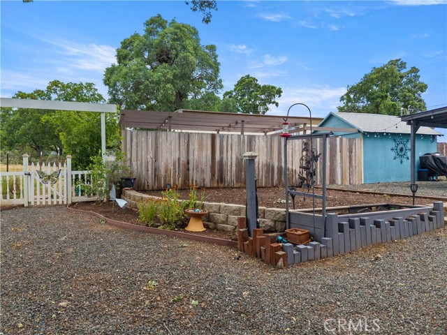 Detail Gallery Image 3 of 48 For 2673 Howard Ave a,  Lakeport,  CA 95453 - 2 Beds | 1/1 Baths