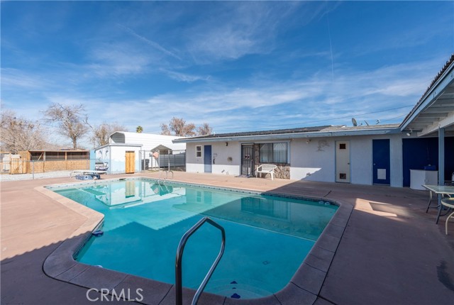 Detail Gallery Image 32 of 48 For 16464 Desert Knoll Dr, Victorville,  CA 92395 - 3 Beds | 3 Baths