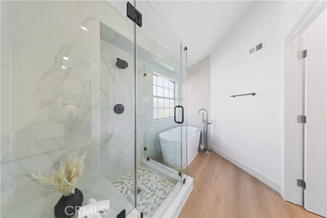 Image 43 of 53 For 25885 Astor Way