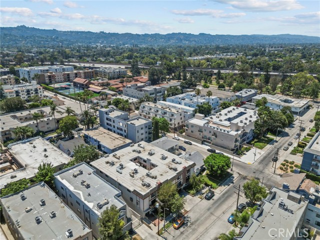Detail Gallery Image 32 of 37 For 11274 Morrison St #2,  North Hollywood,  CA 91601 - 2 Beds | 2/1 Baths